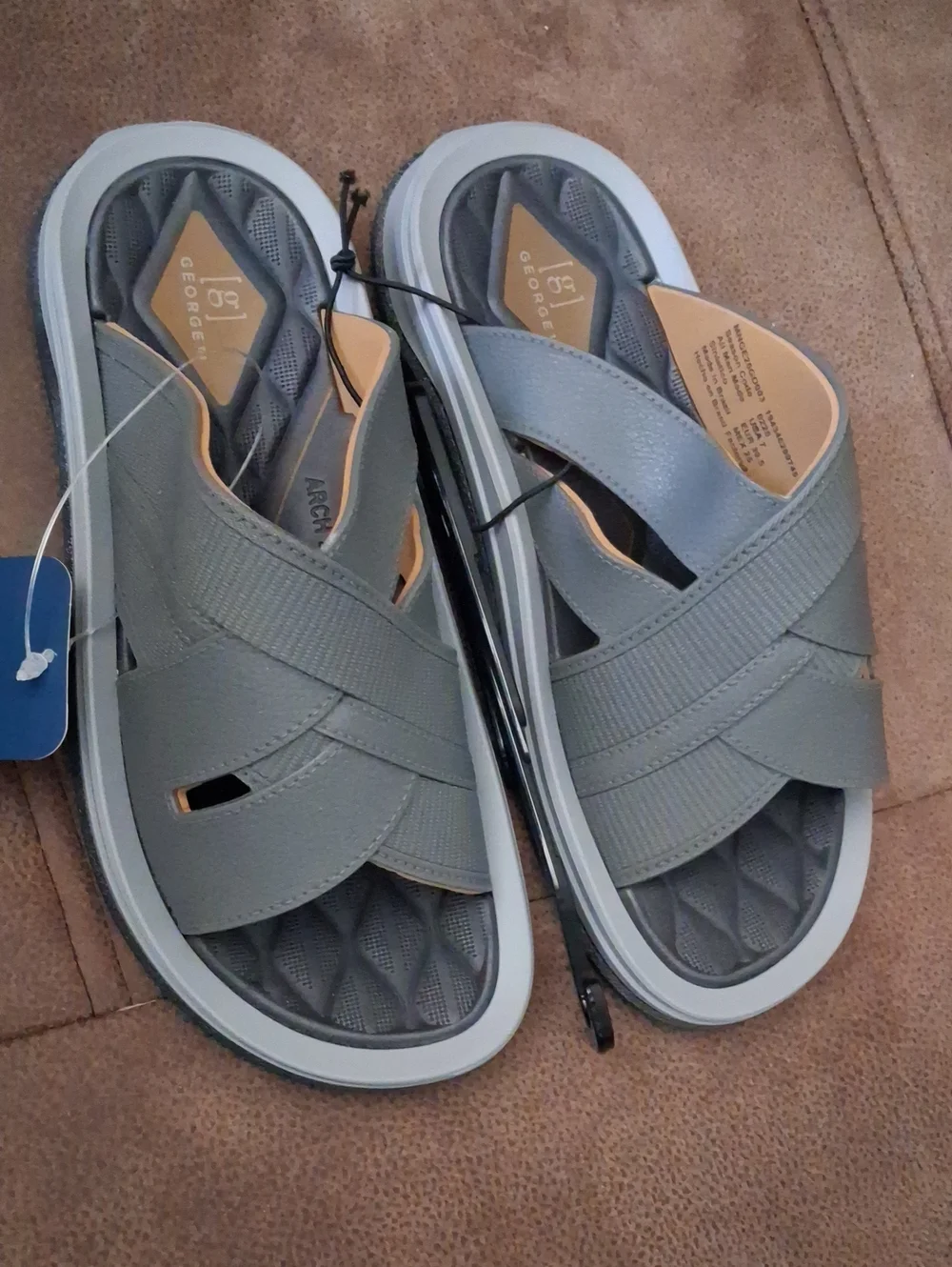 George Men's Light Gray Crisscross Slide Sandals Size 7